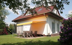 Holiday Home Prague Pruhonice